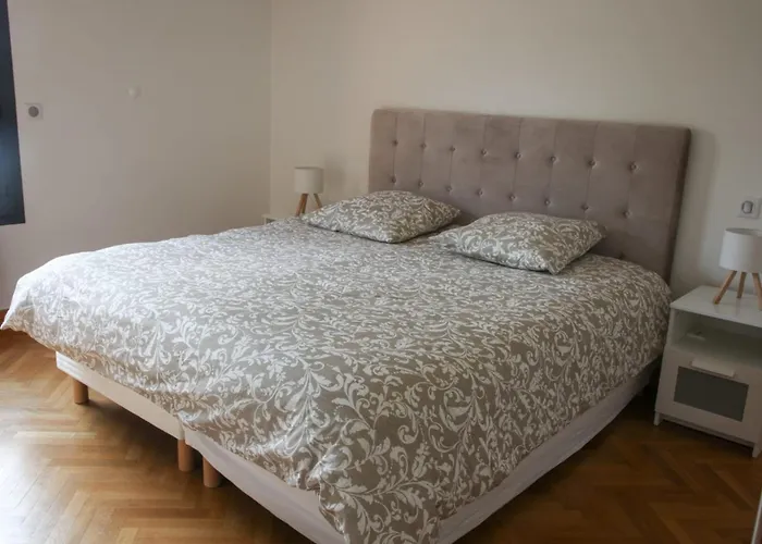 Spacious Of 90 M2 In * Toulouse